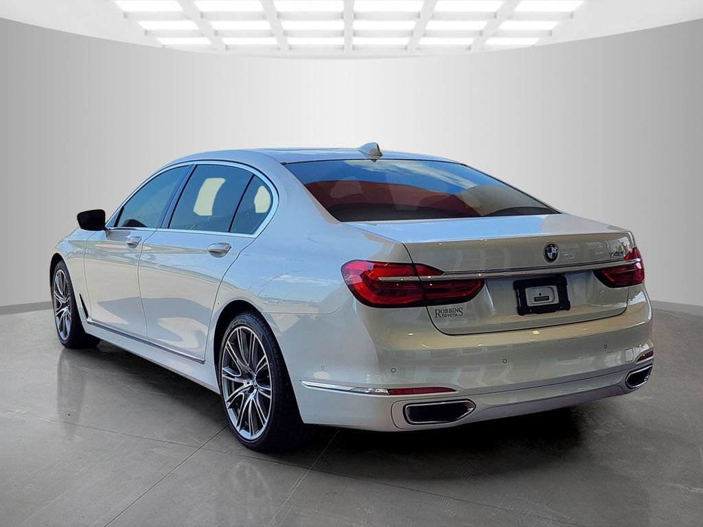 Used 2017 BMW 740i RWD image 7