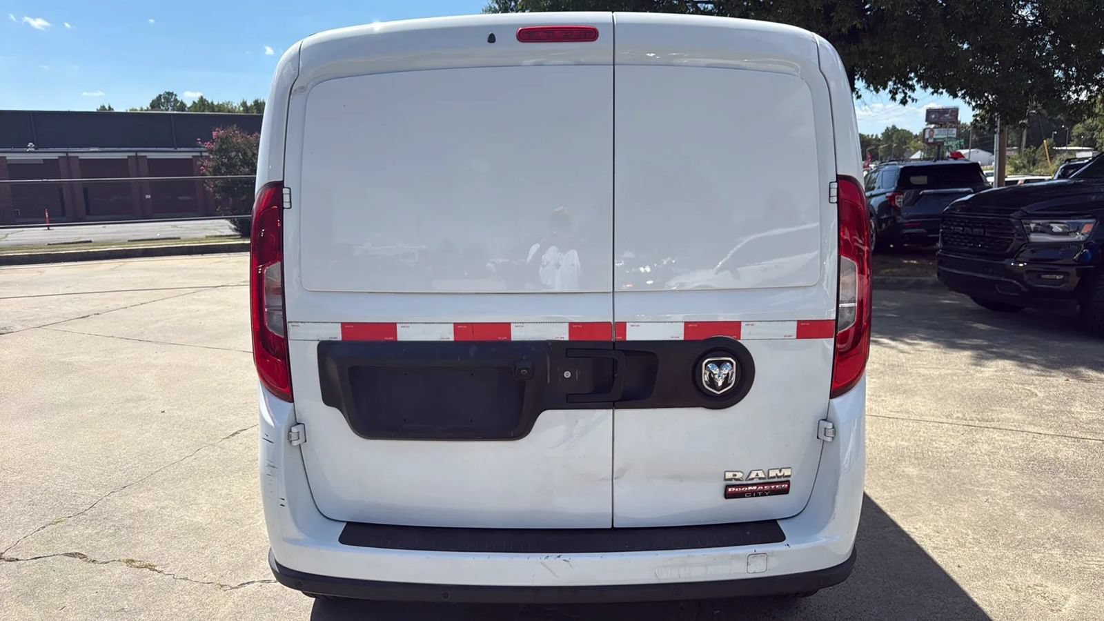 Used 2022 RAM ProMaster City Tradesman FWD image 4