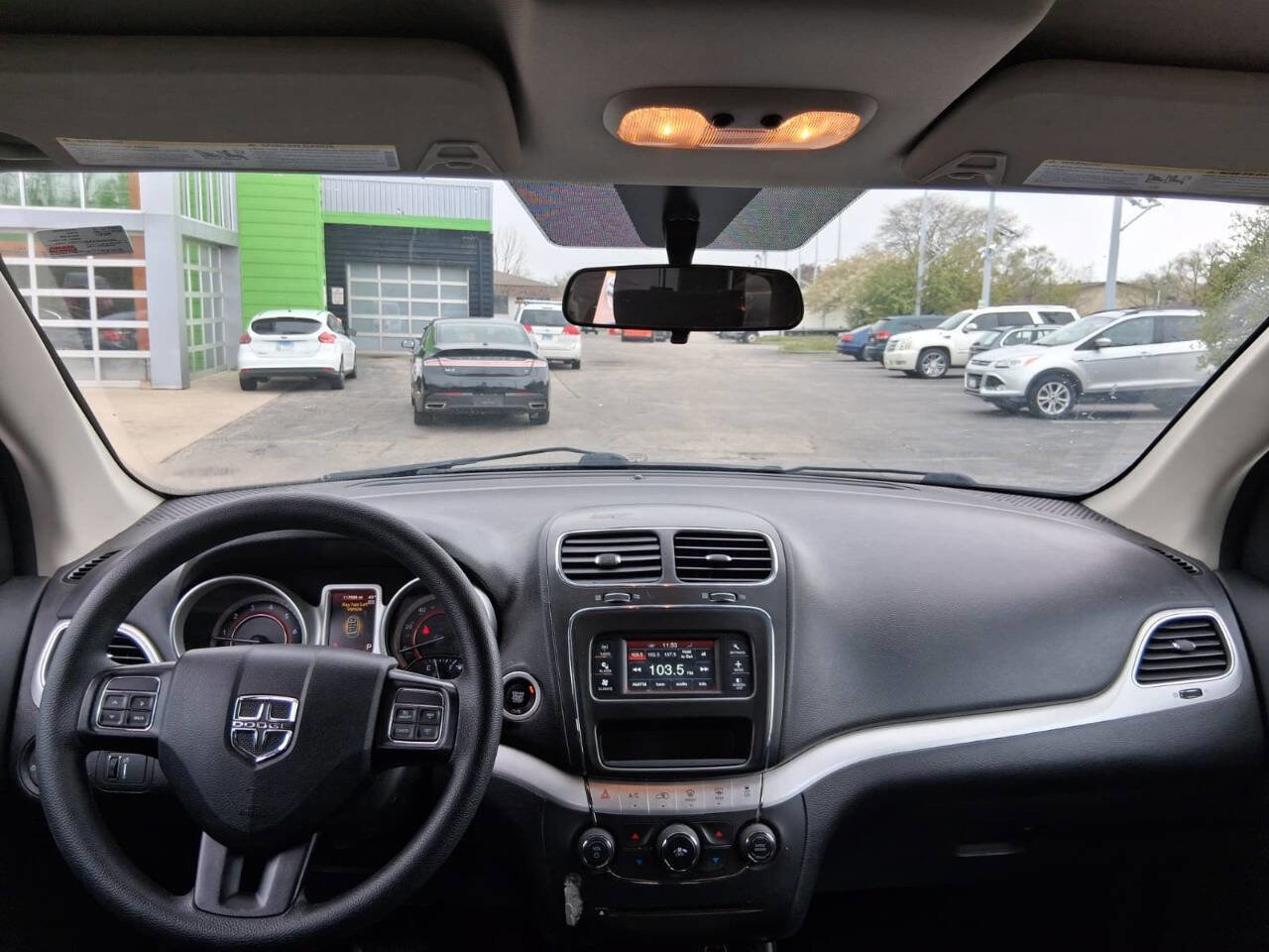 Used 2018 Dodge Journey SE FWD image 13