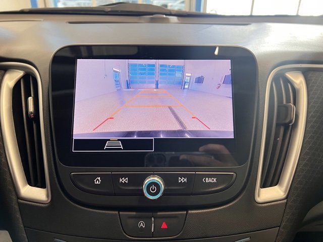 Used 2023 Chevrolet Malibu LT w/ Driver Confidence Package image 21