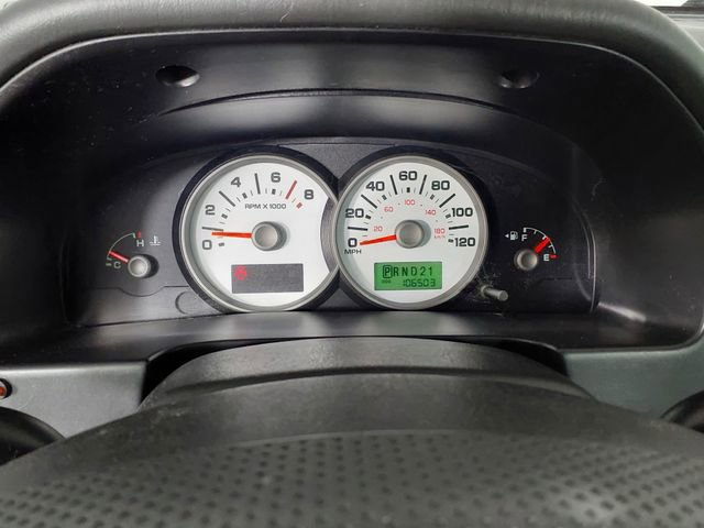 Used 2005 Ford Escape XLS FWD image 23