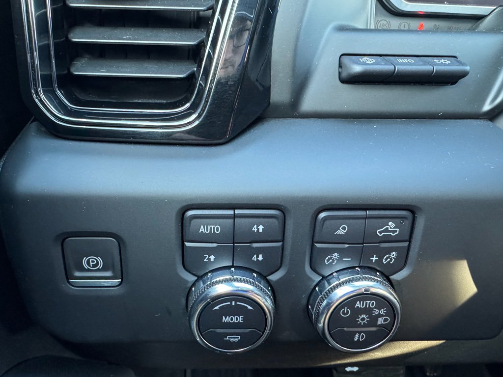 Used 2022 GMC Sierra 1500 AT4X image 20