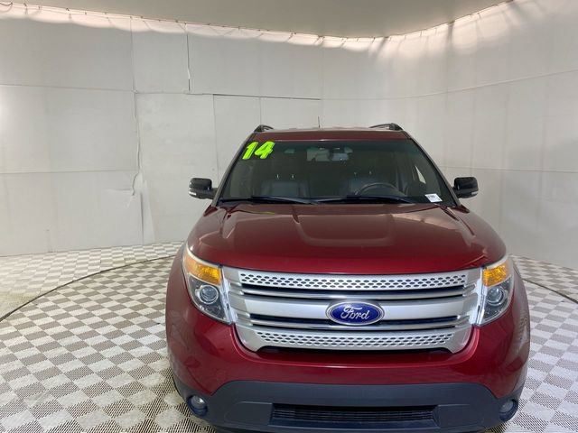 Used 2014 Ford Explorer XLT w/ Equipment Group 202A AWD/4WD image 21
