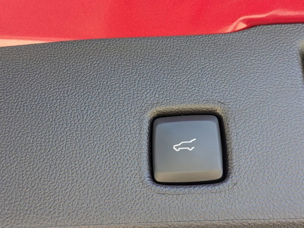 New 2025 Ford Escape ST-Line w/ Equipment Group 301A image 13