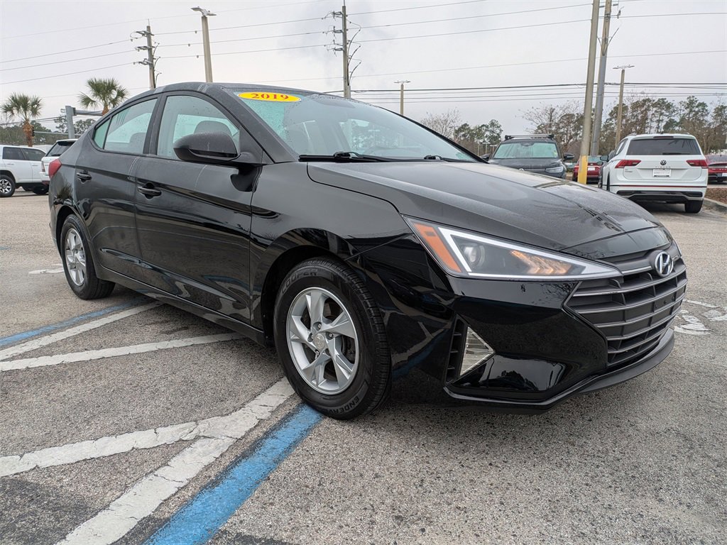 Used 2019 Hyundai Elantra SE w/ Cargo Package image 8