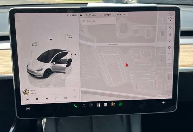 Used 2023 Tesla Model Y Long Range AWD/4WD image 22