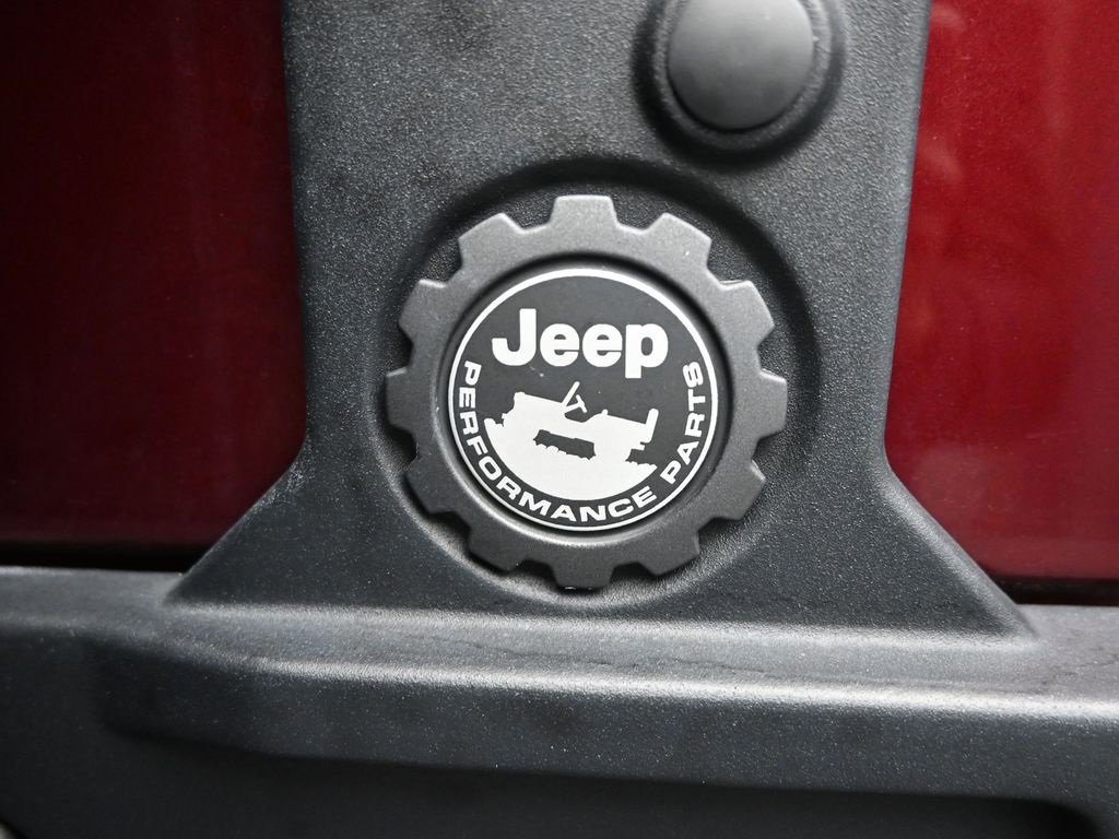 Used 2022 Jeep Wrangler Unlimited Rubicon w/ Trailer Tow Package image 44