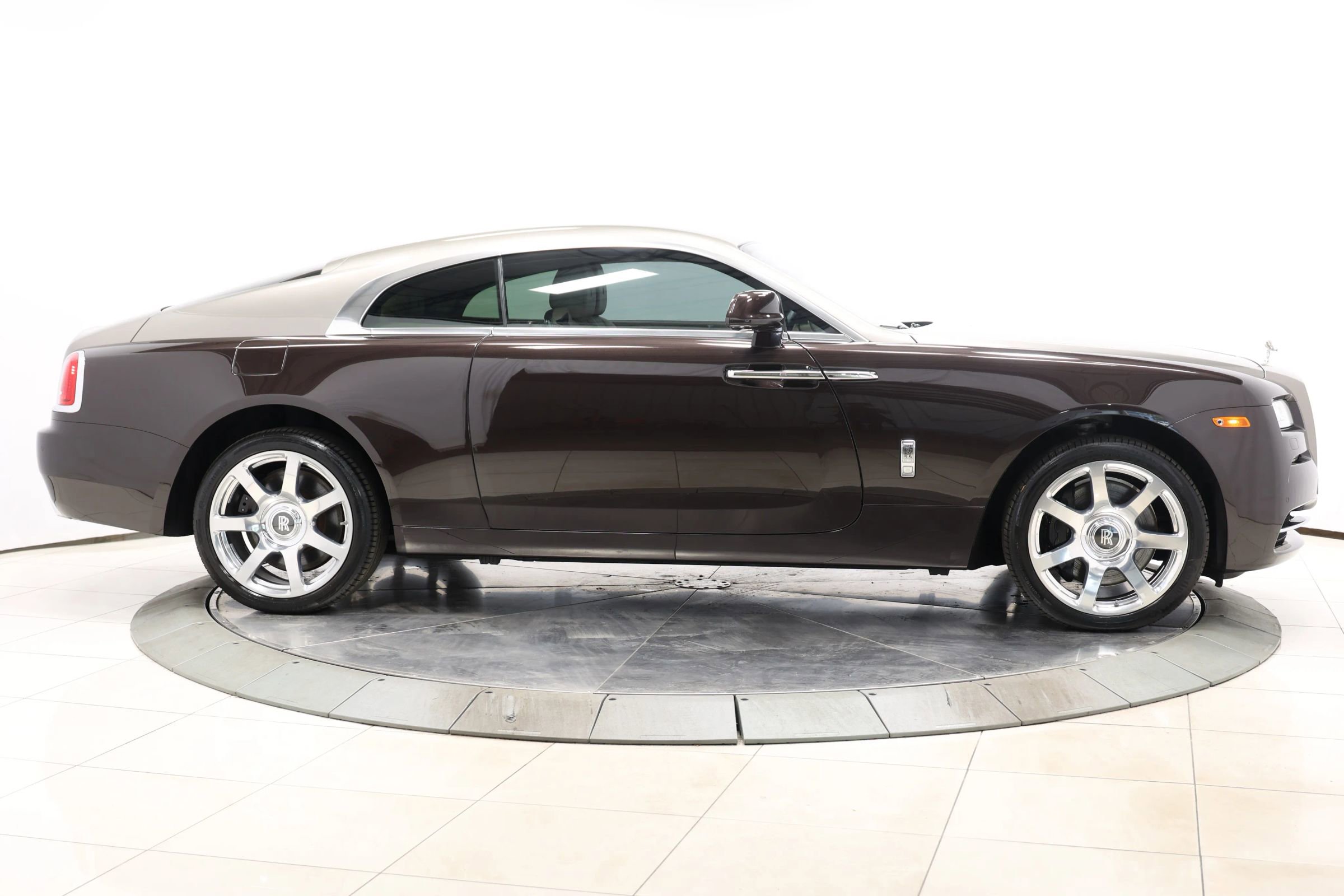 Used 2014 Rolls-Royce Wraith image 81
