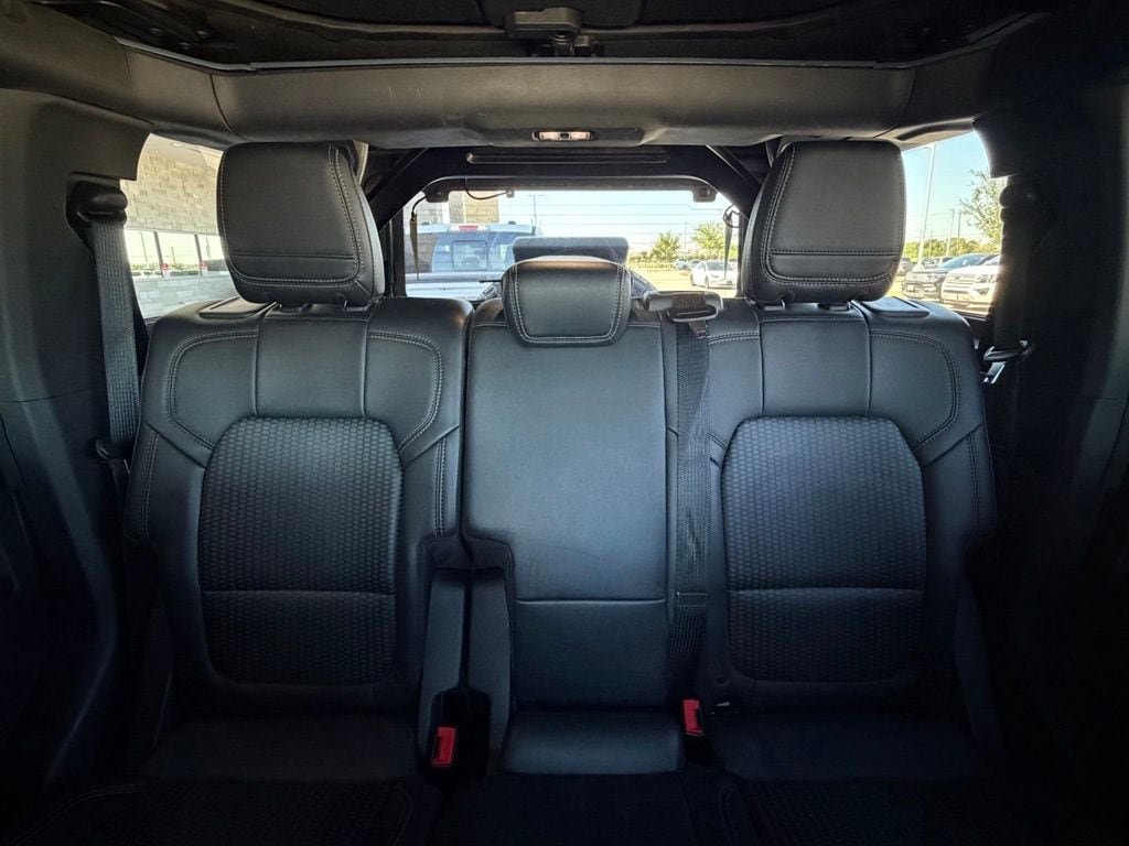 Used 2023 Ford Bronco Raptor AWD/4WD image 26