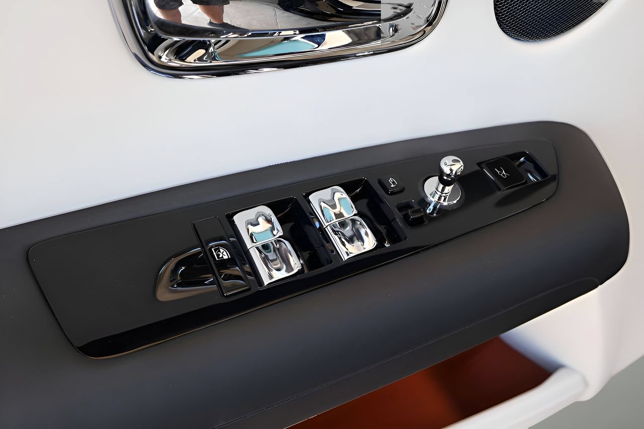 New 2026 Rolls-Royce Ghost AWD/4WD image 13