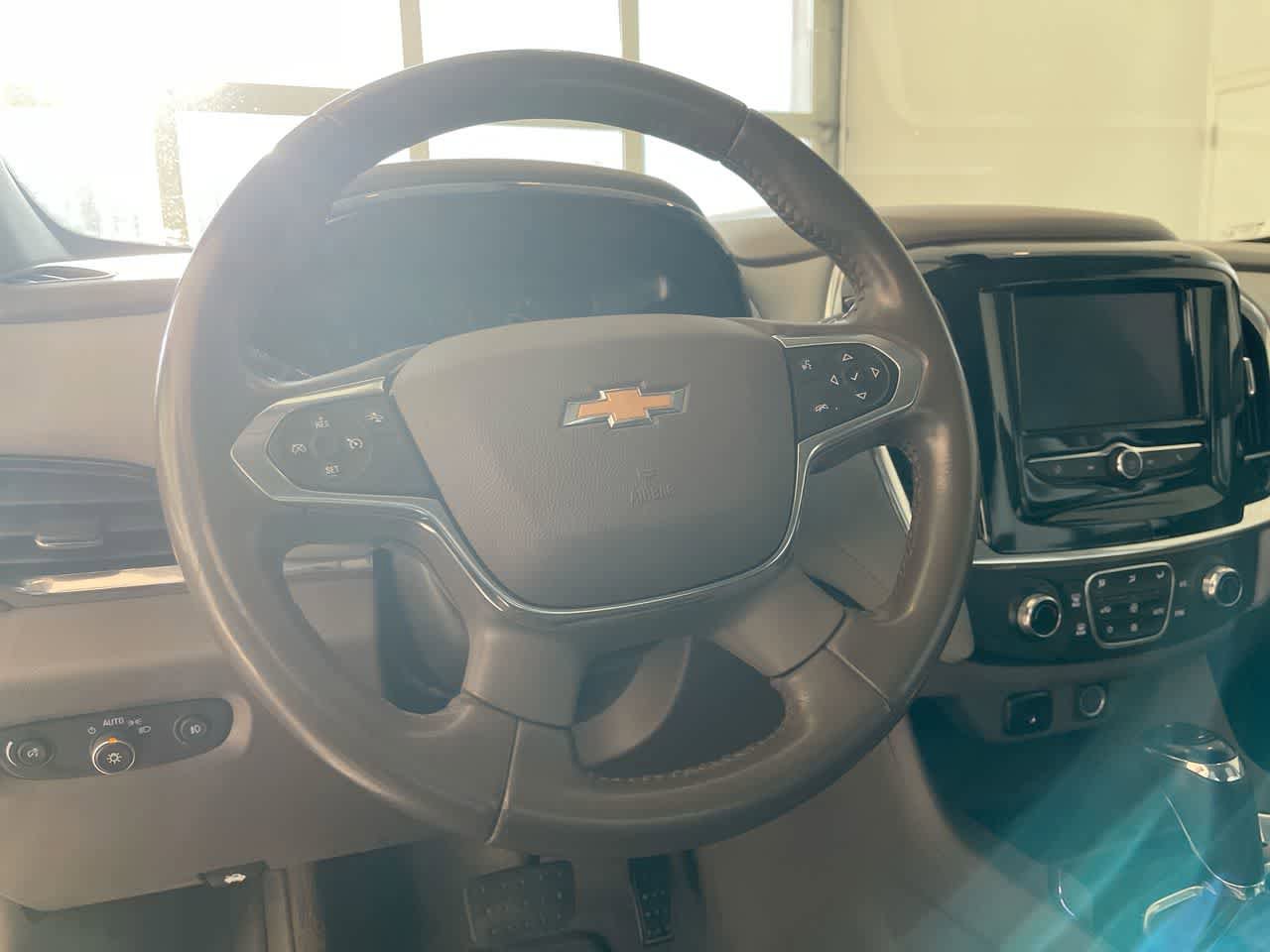 Used 2020 Chevrolet Traverse LT AWD/4WD image 14