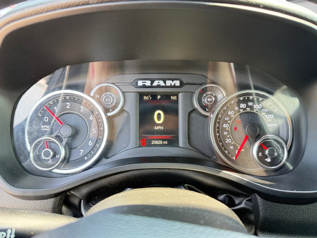 Used 2022 RAM 1500 Big Horn AWD/4WD image 14