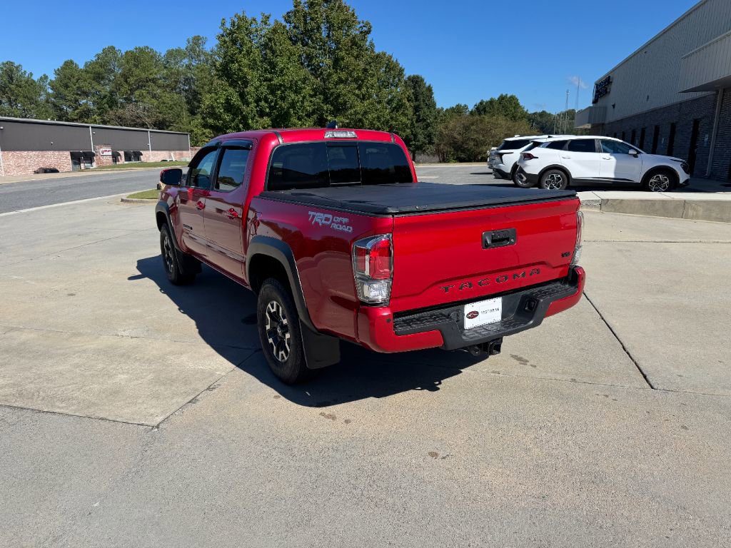 Used 2022 Toyota Tacoma TRD Off-Road image 3