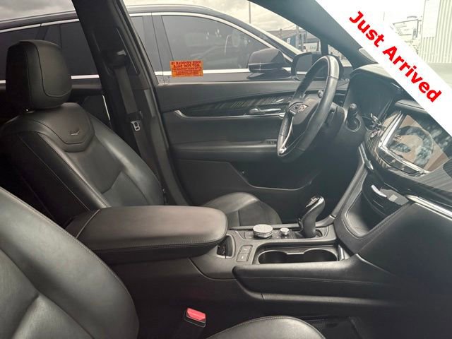 Used 2023 Cadillac XT6 Premium Luxury w/ Technology Package FWD image 13