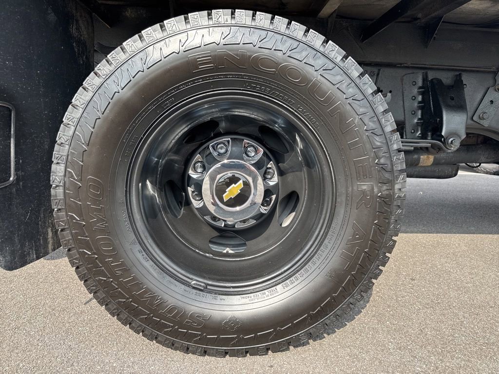 Used 2021 Chevrolet Silverado 3500 LT w/ Snow Plow Prep Package AWD/4WD image 13