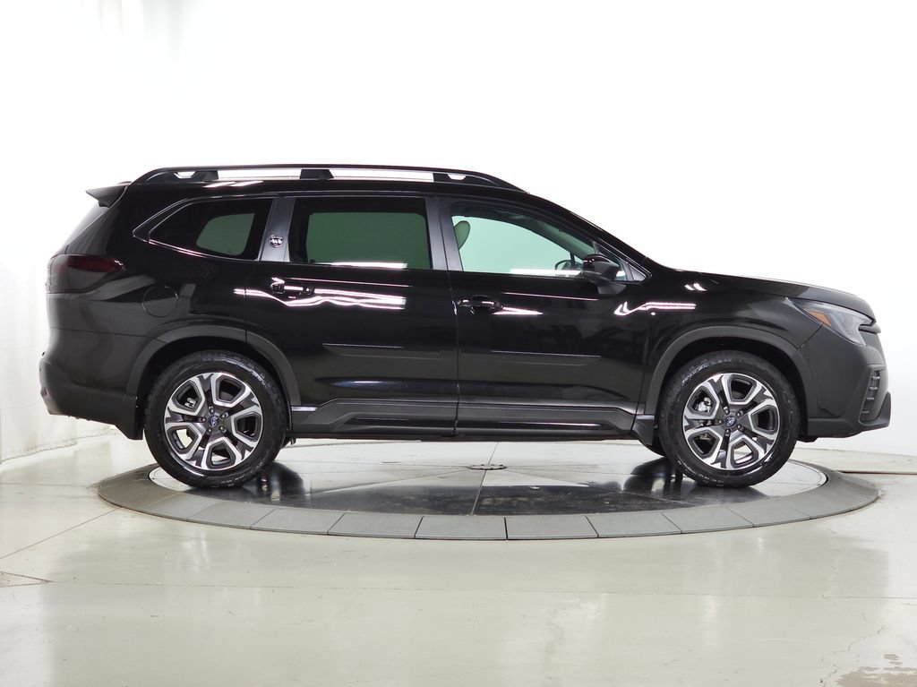 Used 2026 Subaru Ascent Limited AWD/4WD image 10