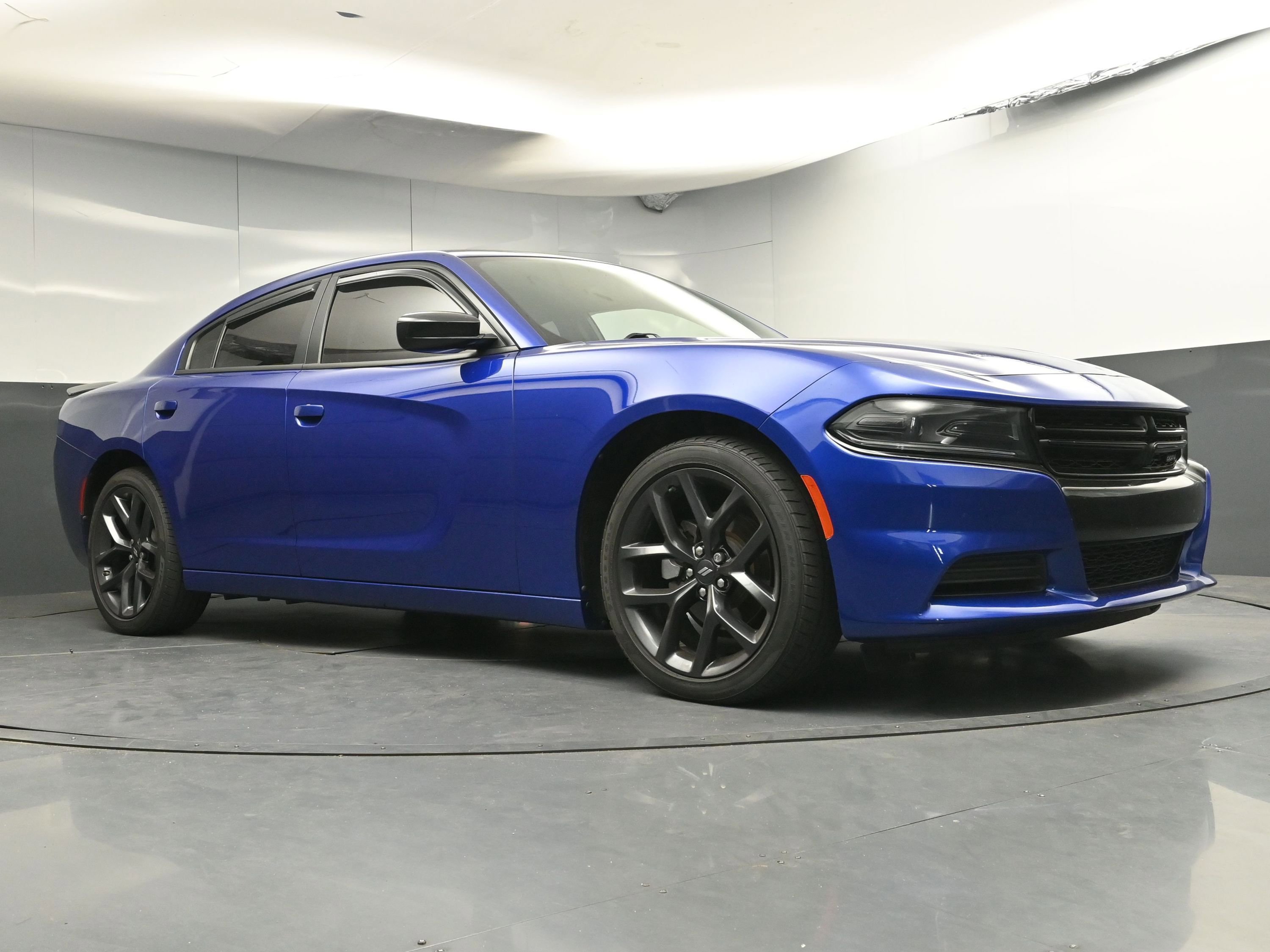 Used 2022 Dodge Charger SXT w/ Blacktop Package RWD image 24