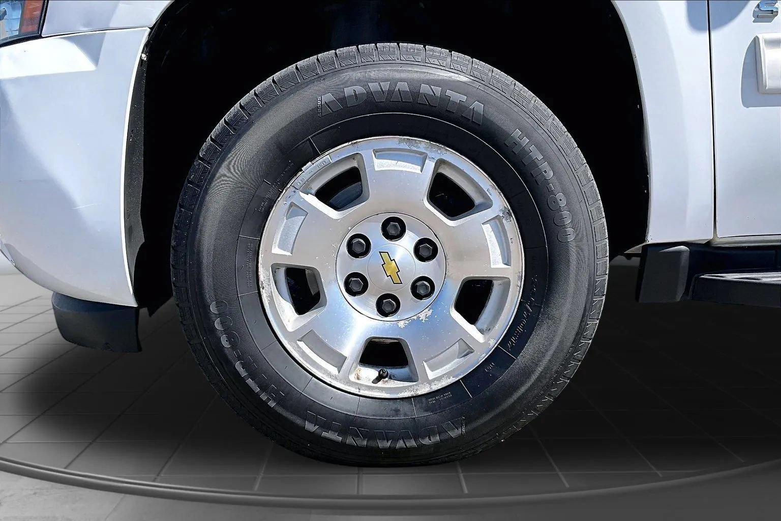 Used 2014 Chevrolet Suburban LS AWD/4WD image 39