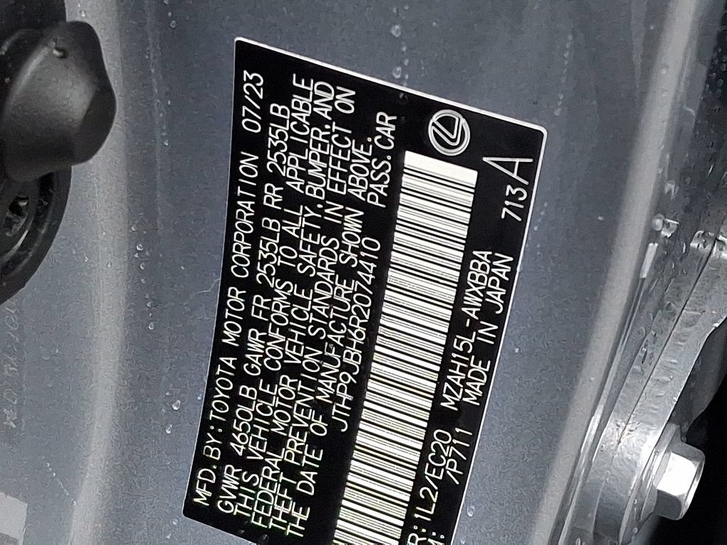 Used 2024 Lexus UX 250h AWD w/ Premium Package image 28