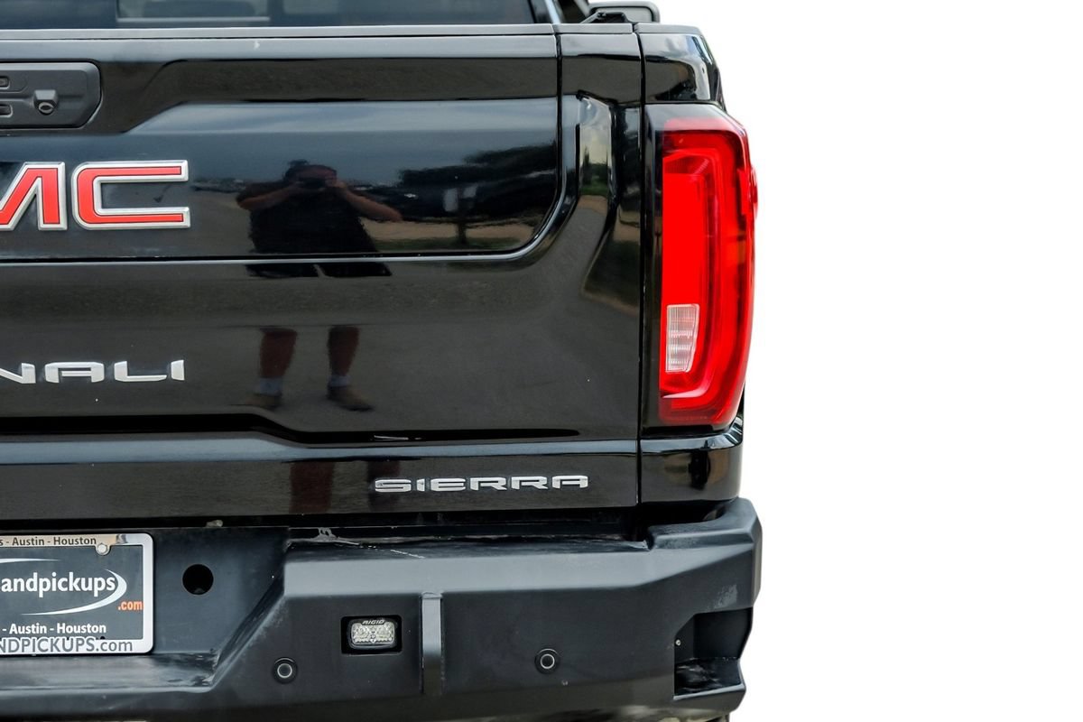 Used 2023 GMC Sierra 2500 Denali w/ Denali Black Diamond Edition AWD/4WD image 52