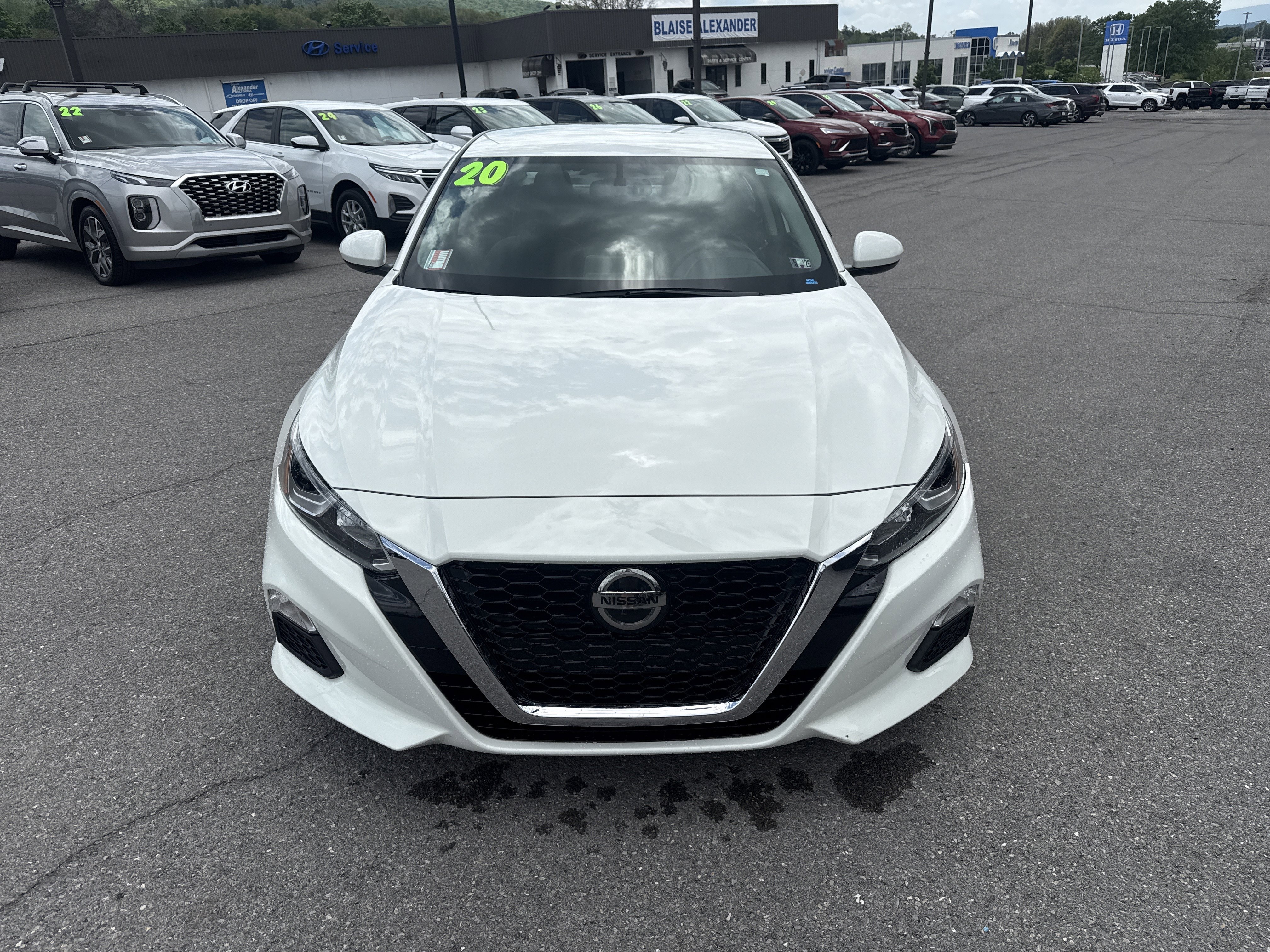 Used 2020 Nissan Altima 2.5 S FWD image 9