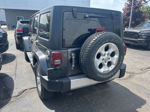 Used 2014 Jeep Wrangler Unlimited Sahara w/ Dual Top Group AWD/4WD image 2