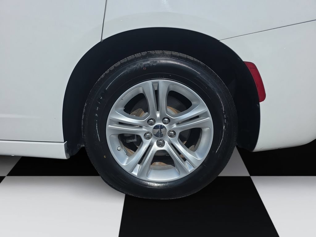 Used 2023 Dodge Charger SXT RWD image 14