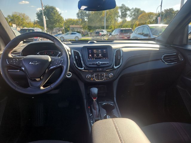 Used 2024 Chevrolet Equinox RS AWD/4WD image 12