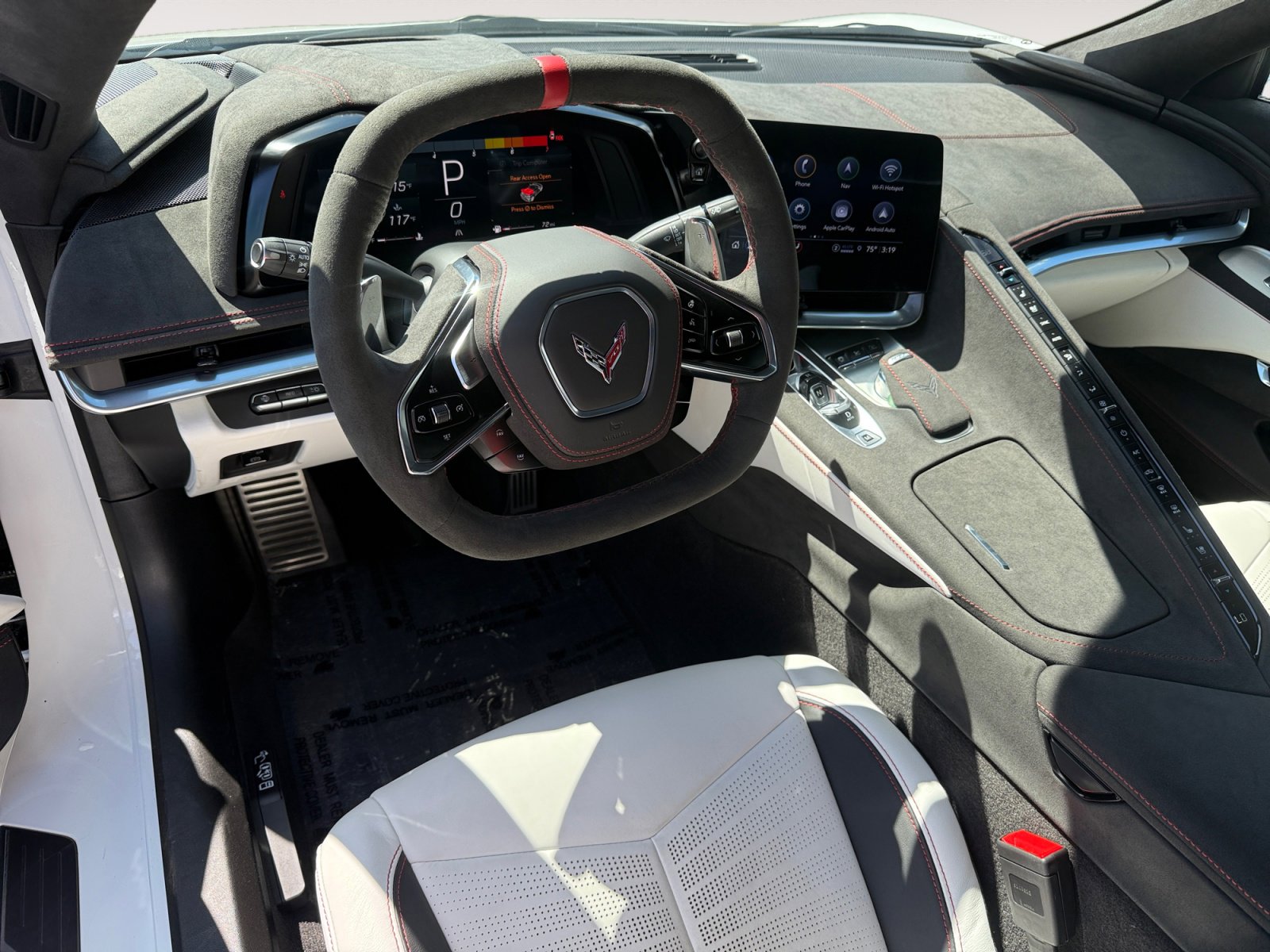 Used 2023 Chevrolet Corvette Stingray Premium Cpe RWD image 15
