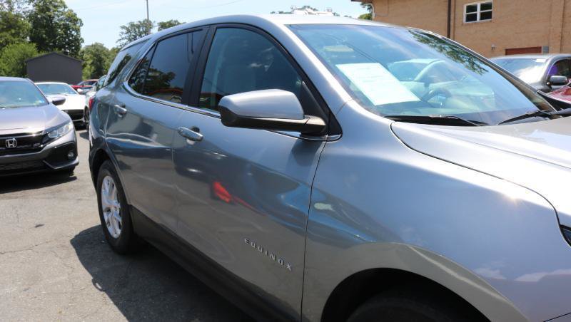 Used 2023 Chevrolet Equinox LT FWD image 3