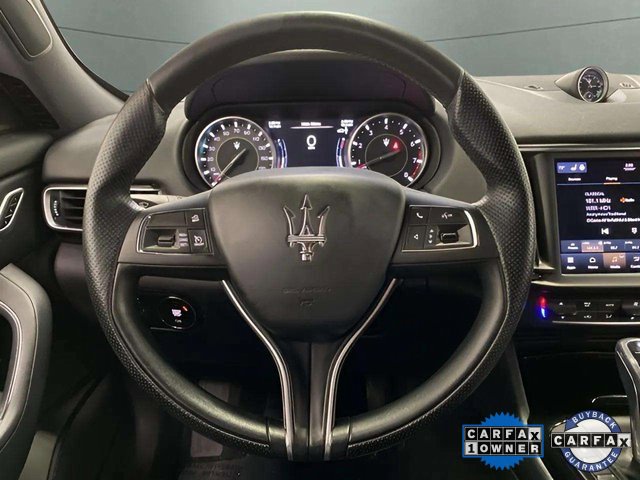 Used 2021 Maserati Levante image 14