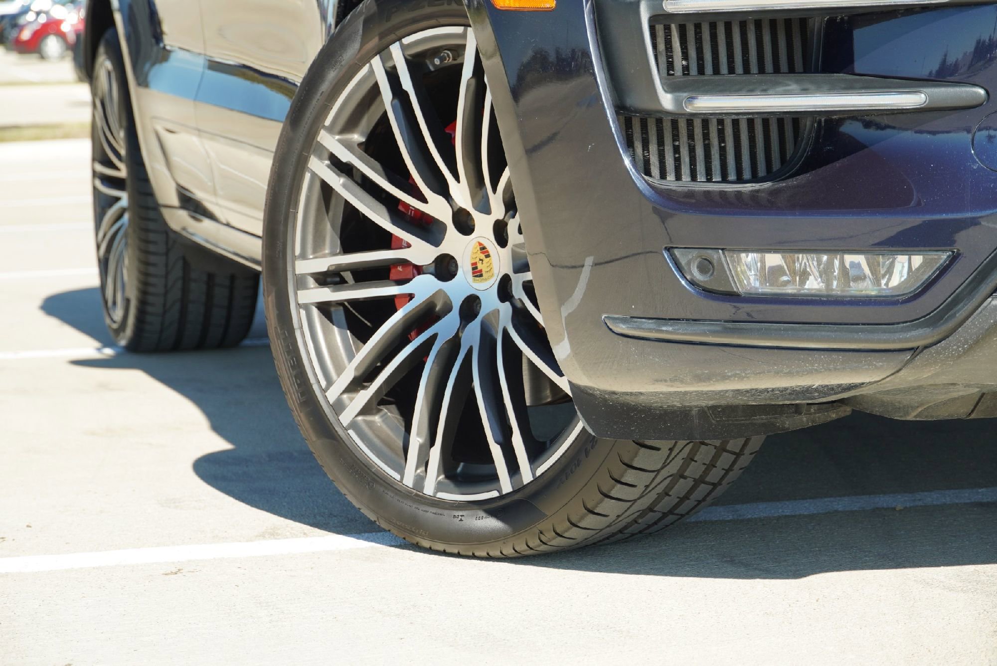 Used 2018 Porsche Macan Turbo image 3