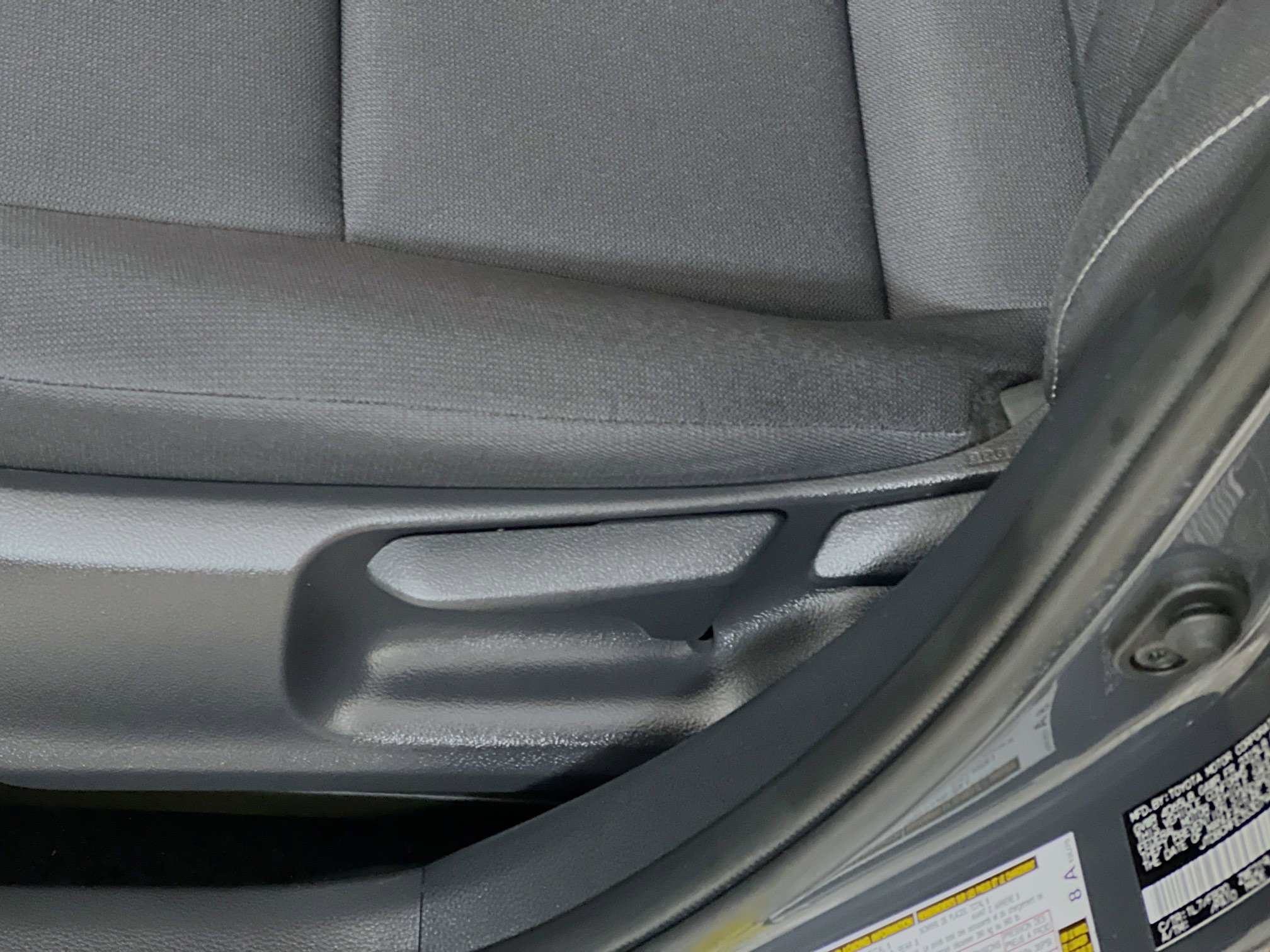 Used 2025 Toyota Corolla LE w/ LE Premium Package image 16