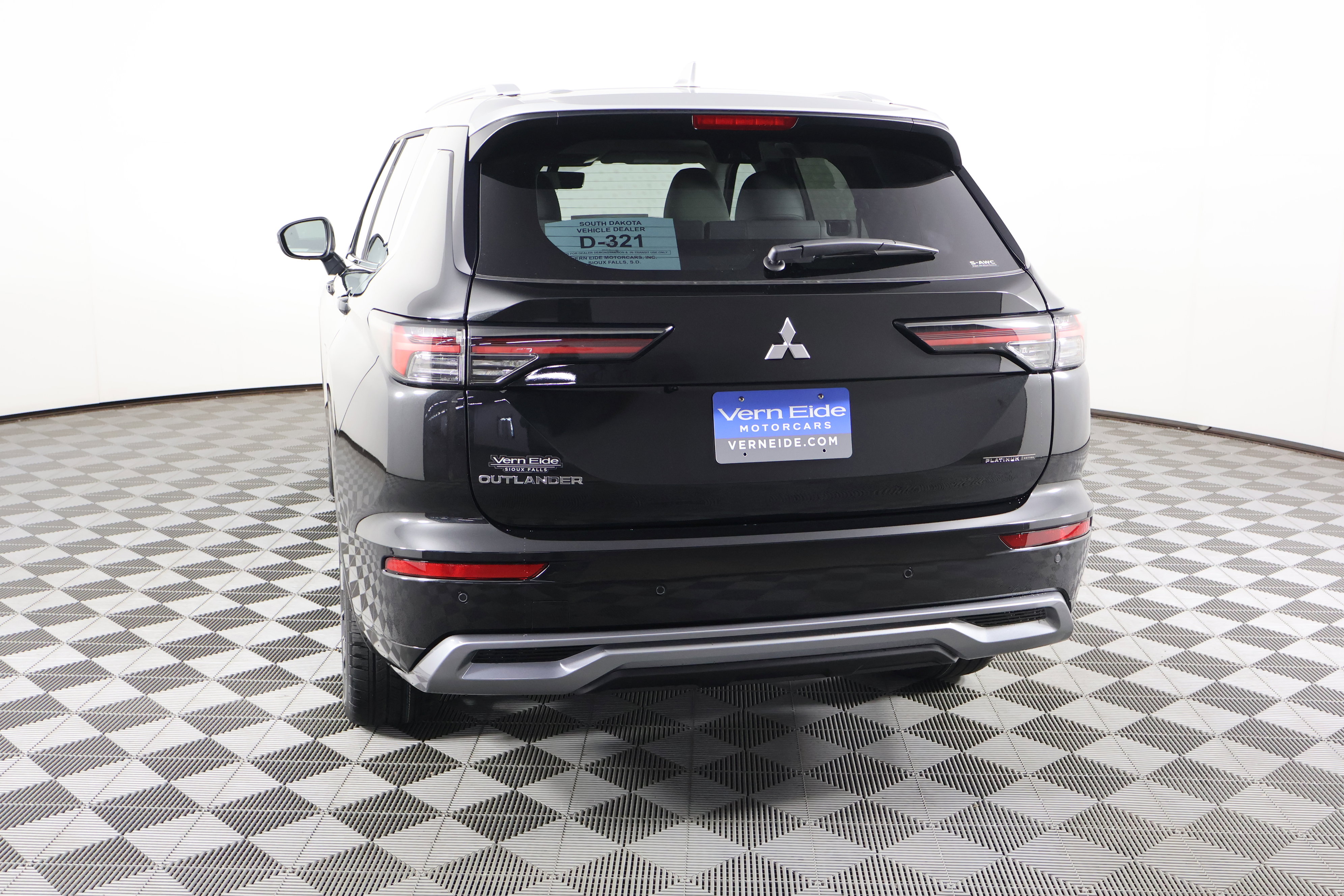 New 2025 Mitsubishi Outlander AWD image 7