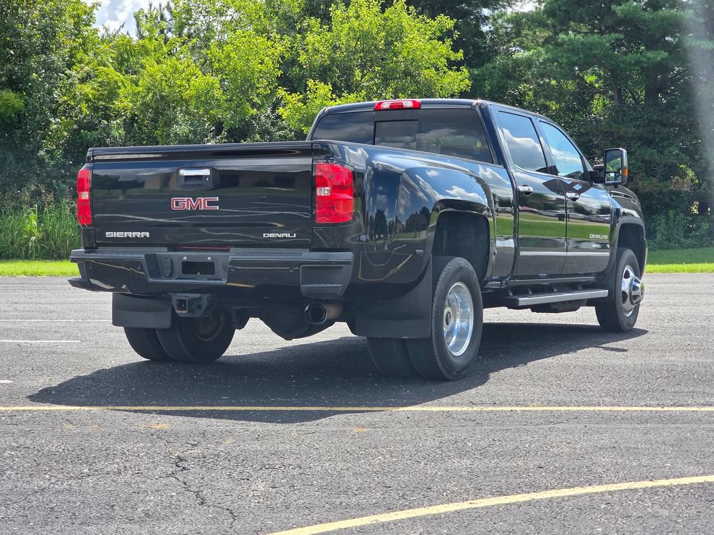 Used 2019 GMC Sierra 3500 Denali w/ Duramax Plus Package AWD/4WD image 4