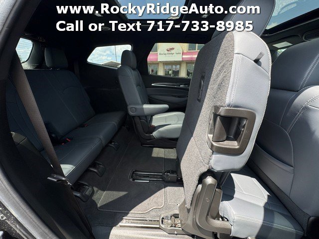 Used 2023 Buick Enclave Essence w/ Experience Buick Package AWD/4WD image 36