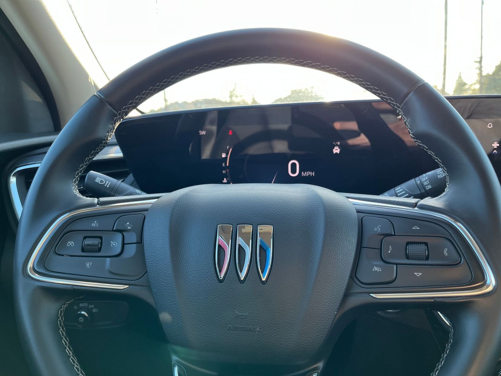 Used 2025 Buick Encore GX Preferred image 28