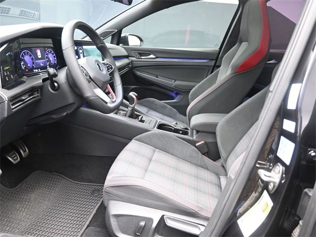 Used 2022 Volkswagen GTI SE image 17
