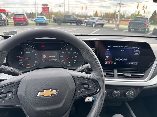 New 2026 Chevrolet Trax LS image 11