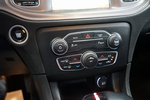 Used 2023 Dodge Charger SXT image 35