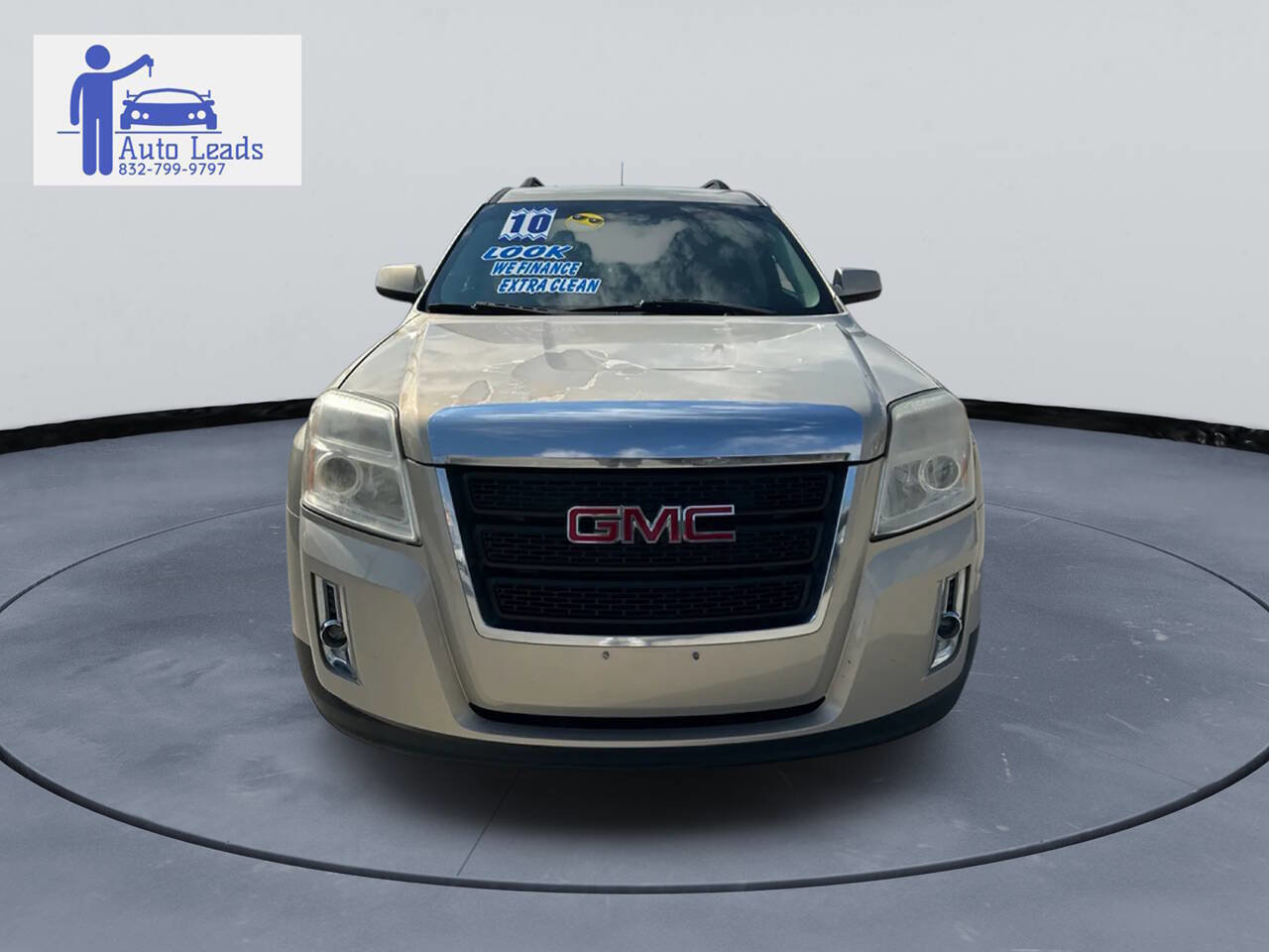 Used 2010 GMC Terrain SLE image 4