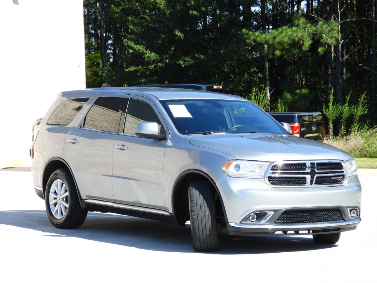 Used 2018 Dodge Durango SXT w/ 3rd Row Seating Group RWD image 8