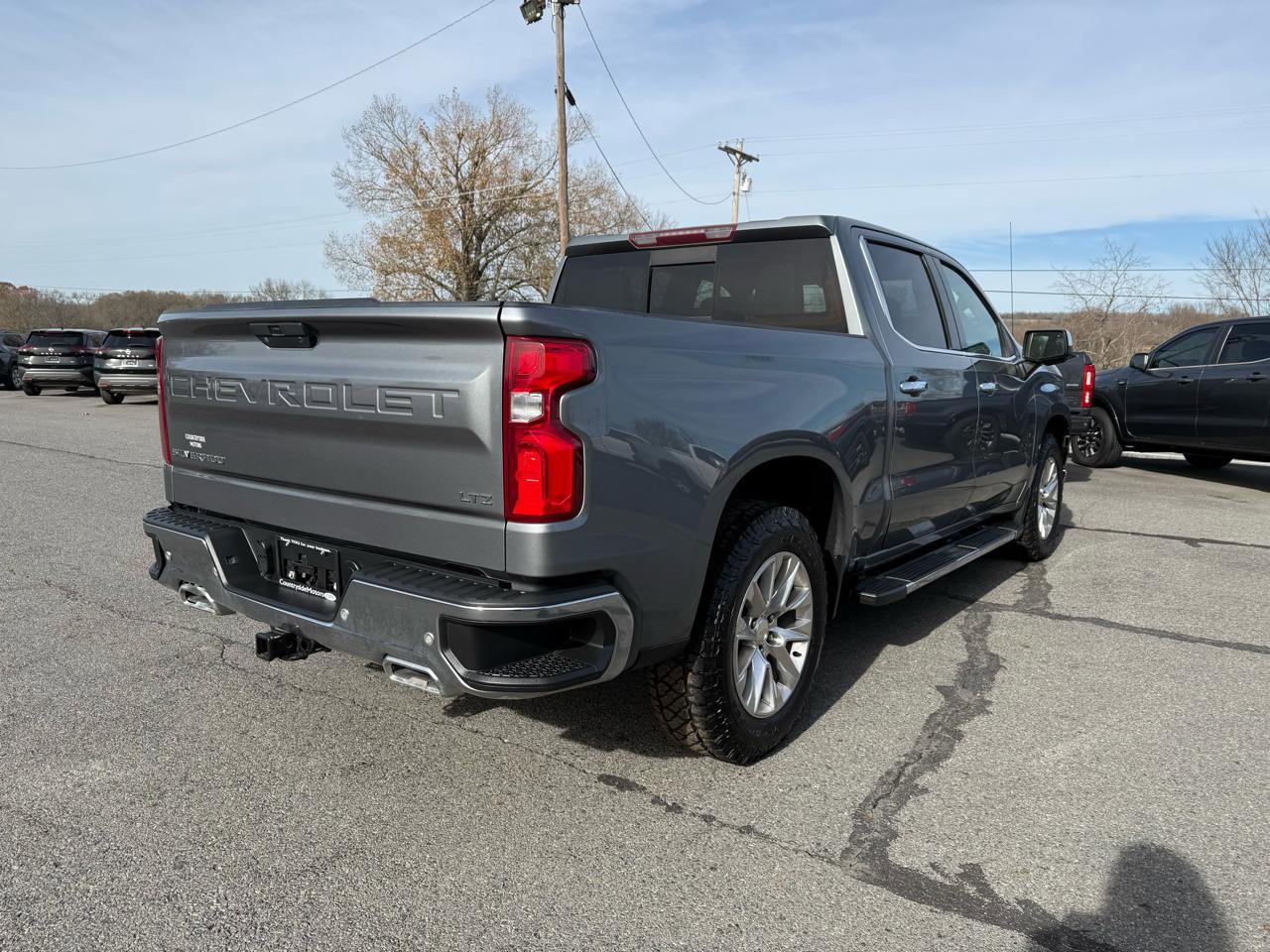 Used 2021 Chevrolet Silverado 1500 LTZ AWD/4WD image 7