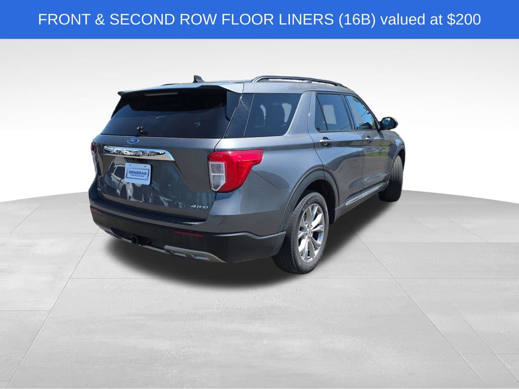 Used 2023 Ford Explorer XLT w/ Equipment Group 202A AWD/4WD image 9