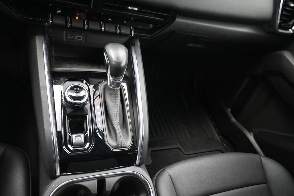 Used 2023 GMC Canyon Elevation w/ Elevation Premium Package AWD/4WD image 9