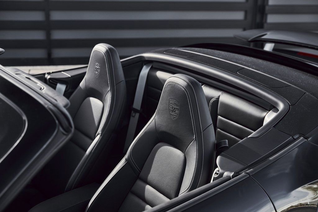 Used 2022 Porsche 911 Turbo S image 15