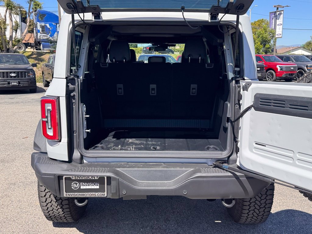 New 2026 Ford Bronco Badlands w/ Sasquatch Package AWD/4WD image 13