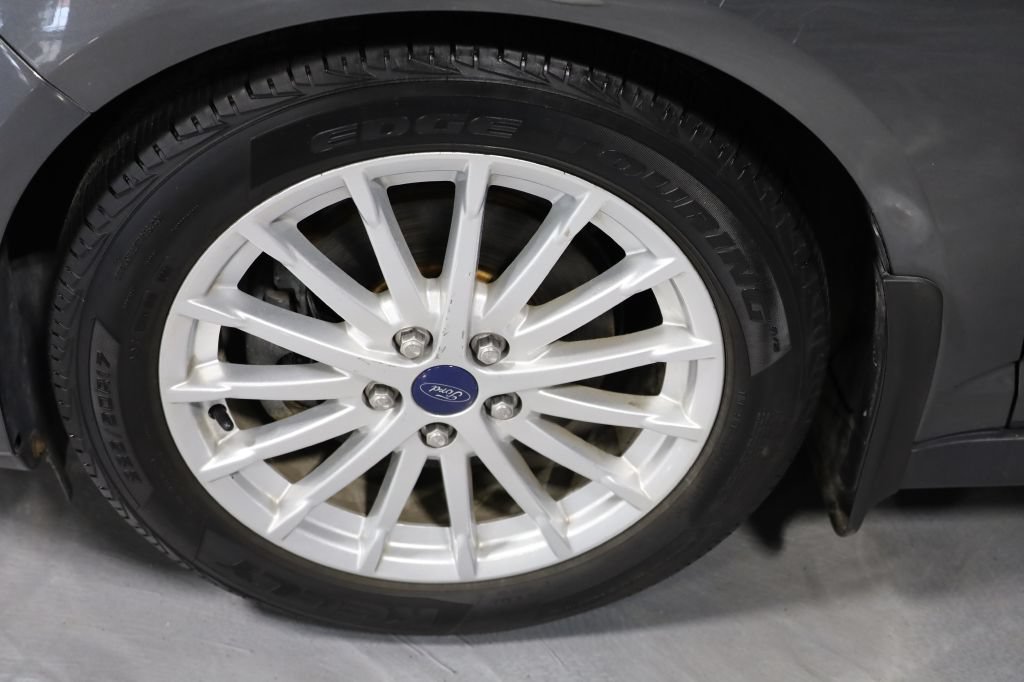 Used 2015 Ford C-MAX Energi SEL w/ Exterior Protection Package FWD image 36