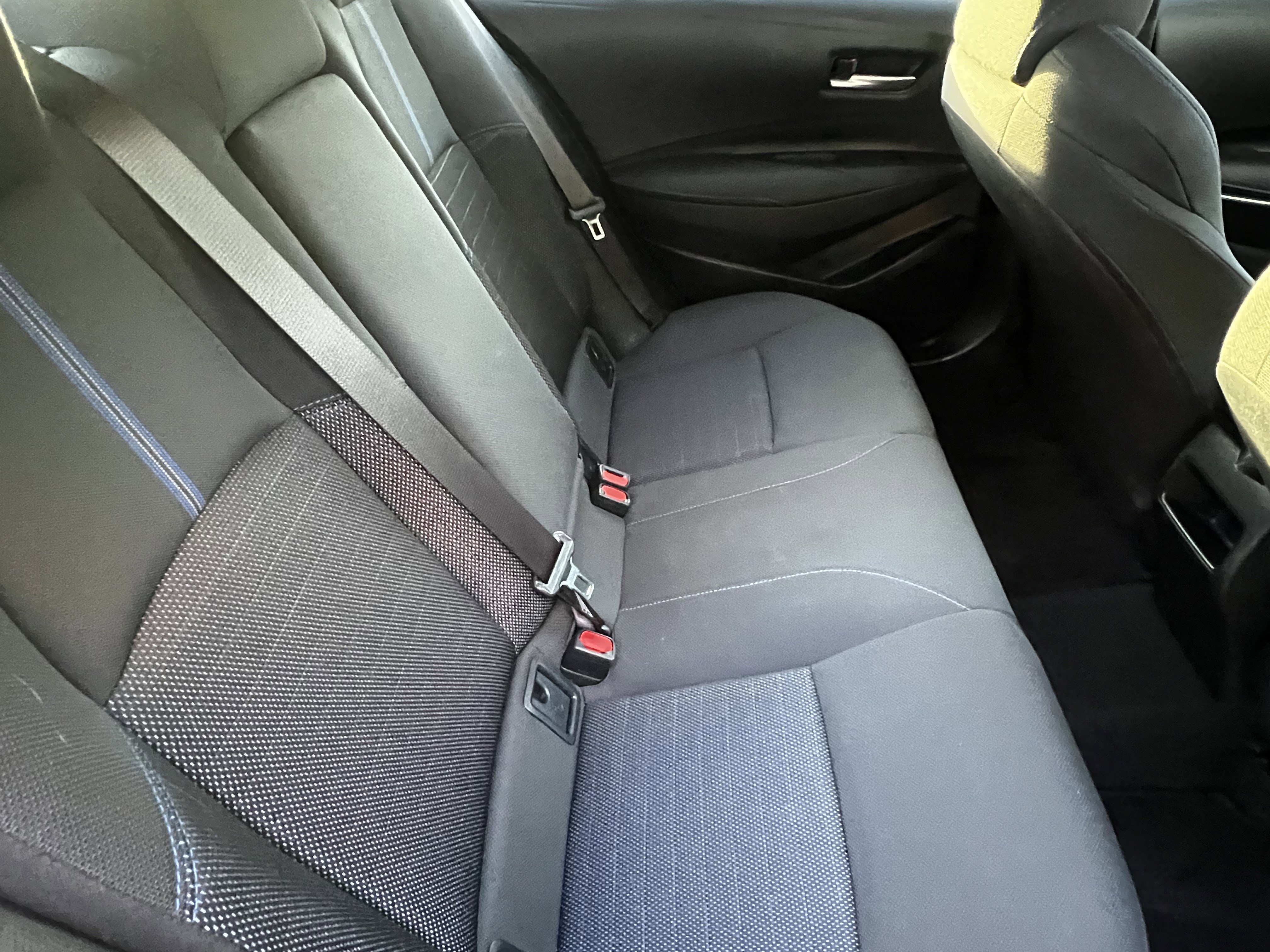 Used 2021 Toyota Corolla SE w/ SE Premium Package image 40