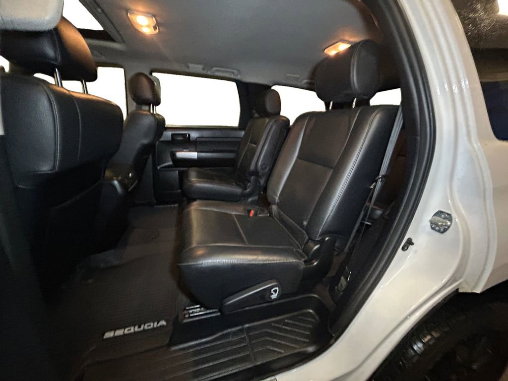 Used 2018 Toyota Sequoia TRD Sport image 13